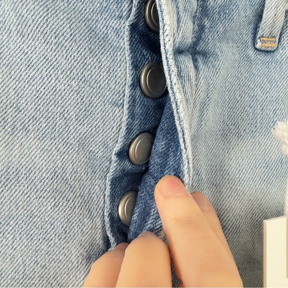 NWT Good American Bombshell Denim Jean Shorts 27 - Picture 6 of 10